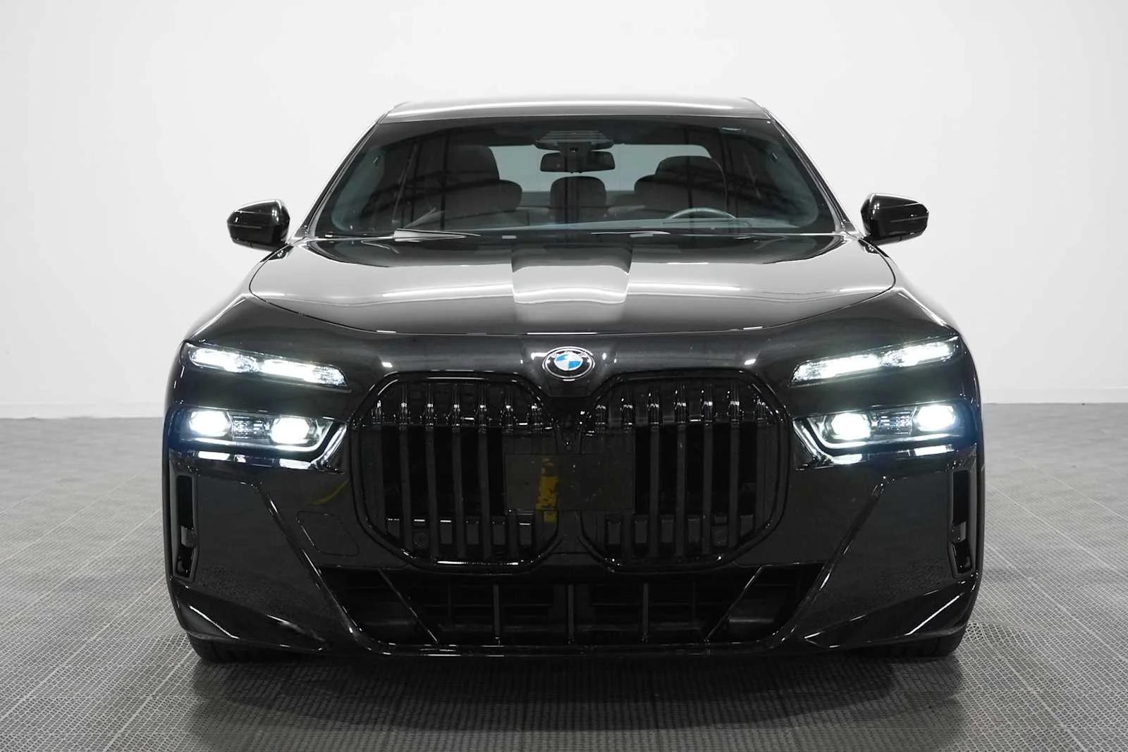 bmw 7 series 2024 WBA33EH03RCR00177 image bmw 7 series 2024 WBA33EH03RCR00177 image